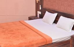 Deluxe AC Room